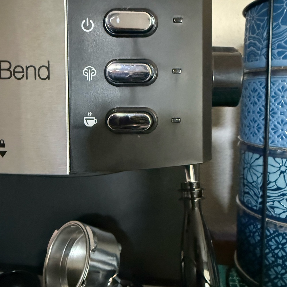 West Bend Espresso Machine with Accessories - Picture 4 of 8